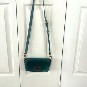 Love and Lore crossbody bag, dark green in excellent condition